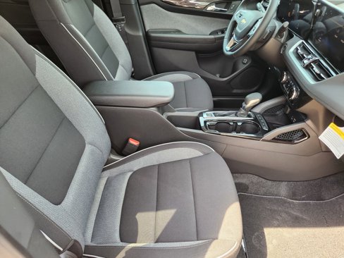 New 2026 Chevrolet TrailBlazer LT w/ Convenience Package image 15