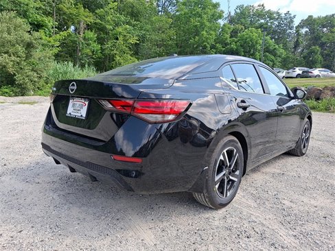 New 2025 Nissan Sentra SV image 4