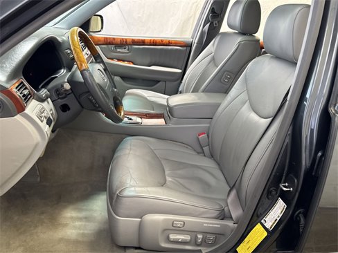 Used 2005 Lexus LS 430 image 10