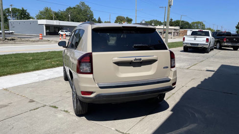 Used 2017 Jeep Compass High Altitude image 16