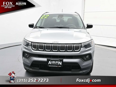 Used 2022 Jeep Compass Latitude w/ Convenience Group image 3