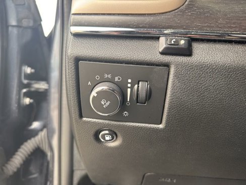 Used 2014 Jeep Grand Cherokee Limited image 20