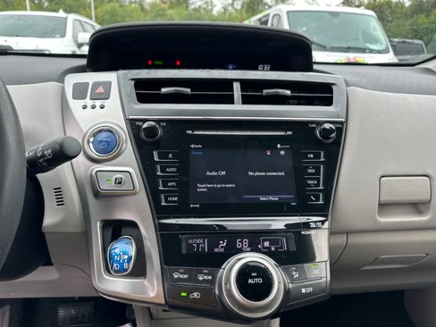 Used 2017 Toyota Prius V Three image 24