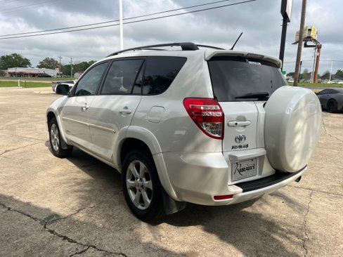 Used 2012 Toyota RAV4 Limited image 8