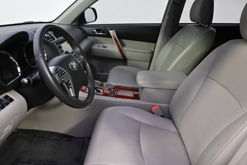Used 2013 Toyota Highlander Limited image 13