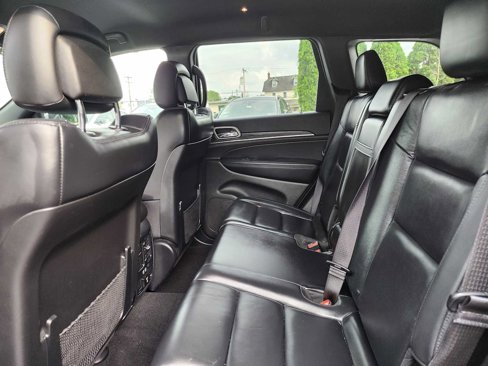 Used 2019 Jeep Grand Cherokee Limited w/ Trailer Tow Group IV image 6