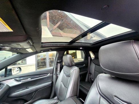 Used 2023 Cadillac XT5 Premium Luxury image 23