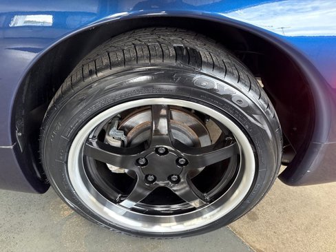 Used 2000 Chevrolet Corvette Coupe w/ Roof Pkg image 30