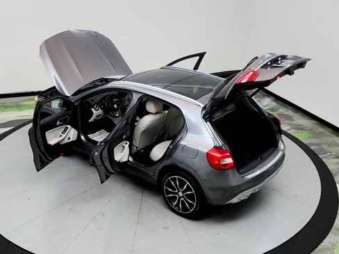 Used 2017 Mercedes-Benz GLA 250 image 40