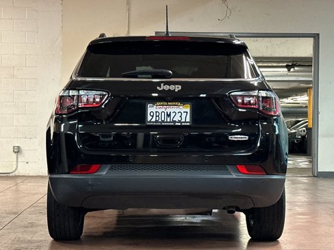 Certified 2022 Jeep Compass Latitude w/ Convenience Group image 4