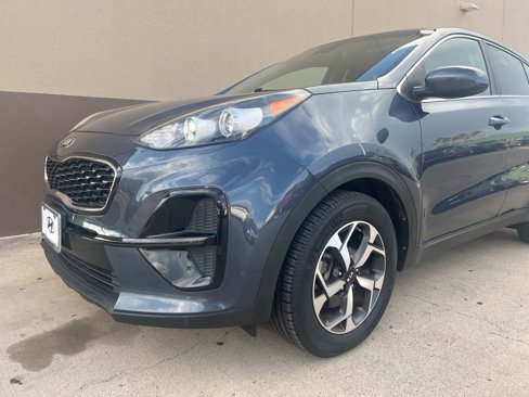 Used 2020 Kia Sportage LX image 7