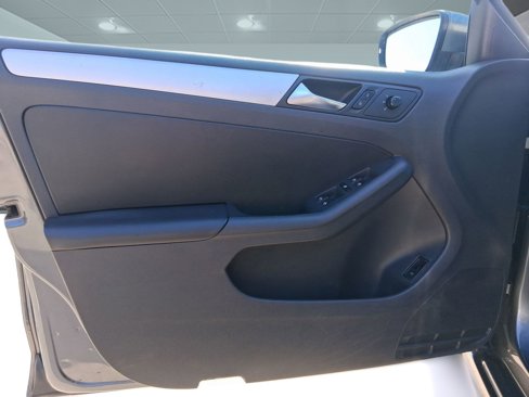 Used 2012 Volkswagen Jetta SEL image 21