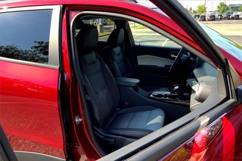 Used 2024 Chevrolet Trax LT w/ Driver Confidence Package image 7
