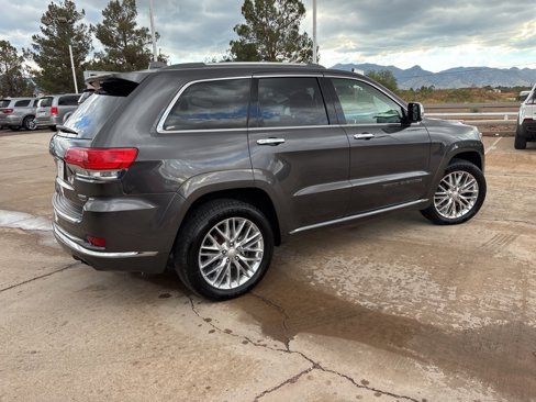 Used 2018 Jeep Grand Cherokee Summit image 5
