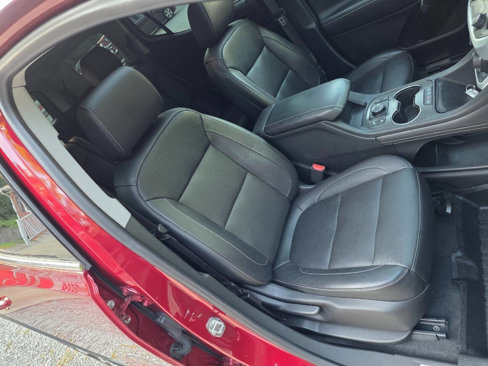 Used 2020 GMC Acadia SLT w/ LPO, Floor Liner Package image 26