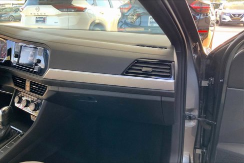 Used 2021 Volkswagen Jetta R-Line image 17