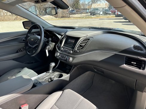 Used 2017 Chevrolet Impala LS image 15