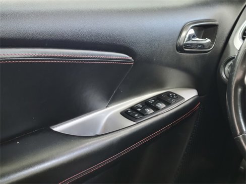 Used 2018 Dodge Journey GT image 33