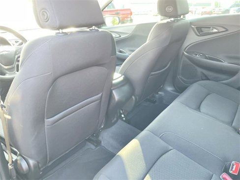 Used 2020 Chevrolet Malibu LS image 24