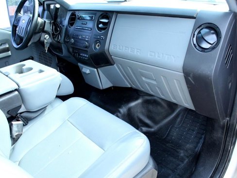 Used 2015 Ford F350 XL image 14