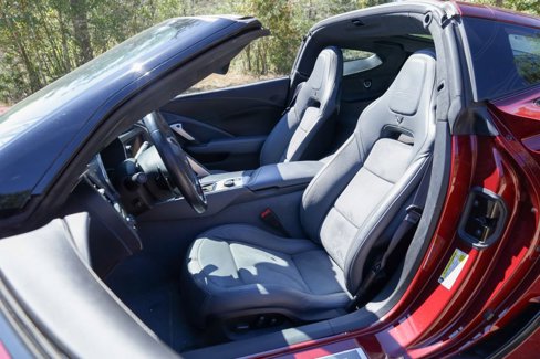 Used 2016 Chevrolet Corvette Z06 w/ 3LZ Preferred Equipment Group image 18