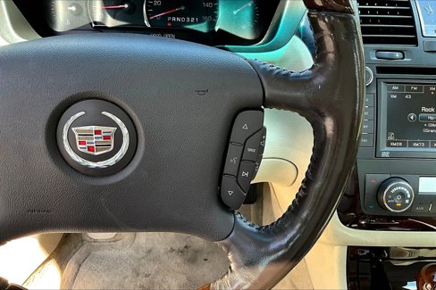 Used 2008 Cadillac DTS image 18