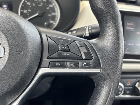 Used 2020 Nissan Versa SV image 28