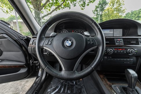 Used 2010 BMW 335i Sedan image 22