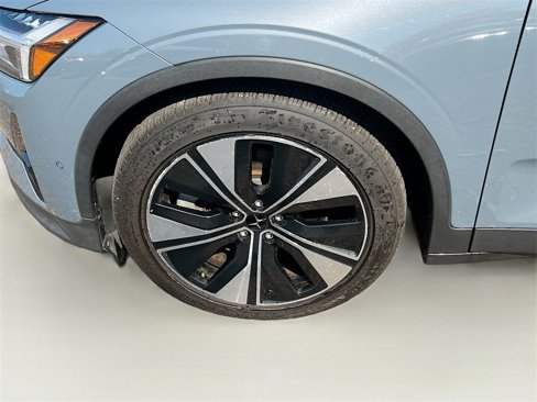 Used 2023 Polestar Polestar 2 w/ Pilot Pack image 31