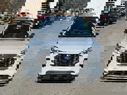 New 2025 Ford Escape Active image 2