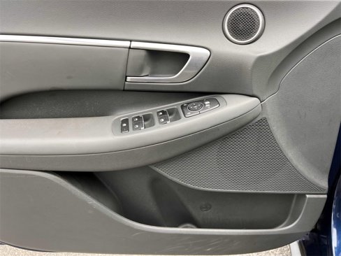 Used 2021 Hyundai Sonata SEL Plus w/ Winter Weather Package image 11