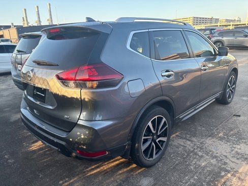 Certified 2019 Nissan Rogue SL w/ Premium Package image 4