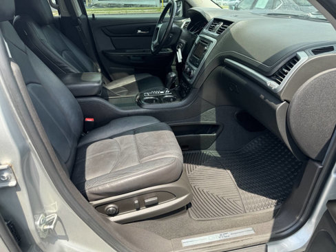 Used 2017 GMC Acadia Limited SLT image 38