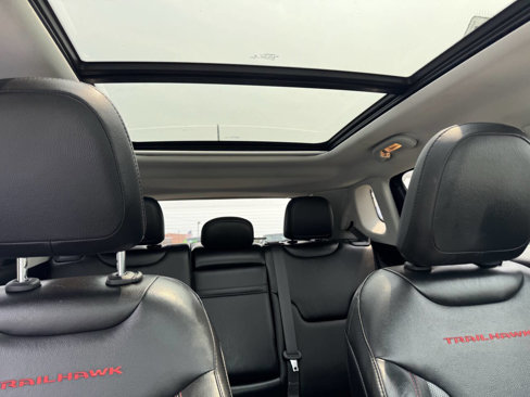 Used 2018 Jeep Compass Trailhawk w/ Leather Interior Group image 40