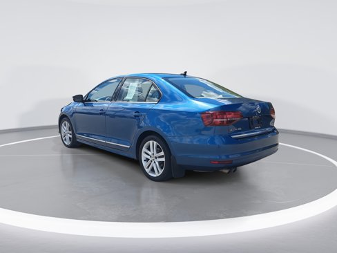 Used 2017 Volkswagen Jetta SEL image 5
