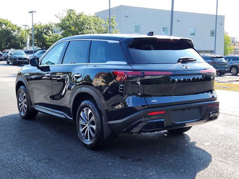 Certified 2025 INFINITI QX60 Pure image 3