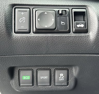 Used 2017 Nissan Sentra SV w/ Style Package image 26