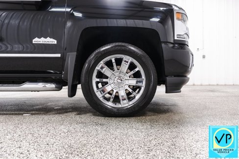Used 2018 Chevrolet Silverado 1500 High Country image 7