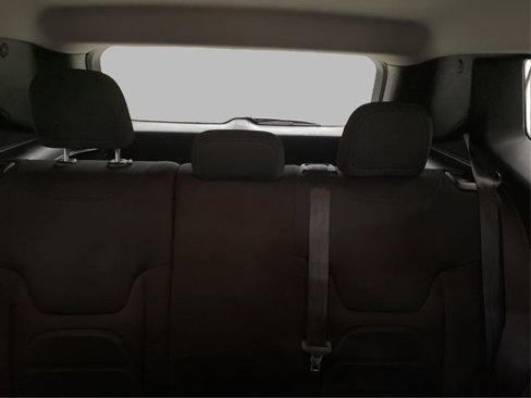 Used 2017 Jeep Renegade Altitude image 15