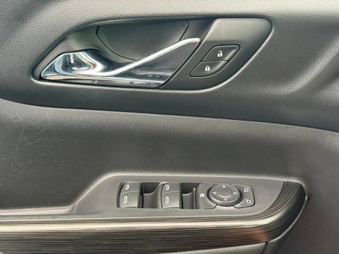 Used 2017 GMC Acadia SLT image 24