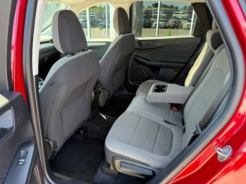Used 2022 Ford Escape SE w/ SE Sport Appearance Package image 13