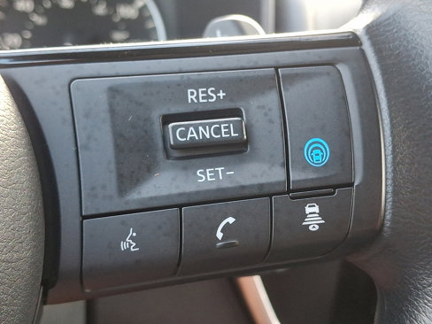 Used 2023 Nissan Rogue SV image 21