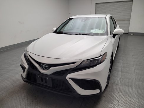 Used 2022 Toyota Camry SE image 15