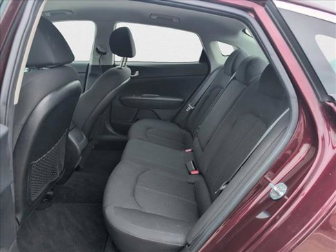 Used 2020 Kia Optima LX image 17