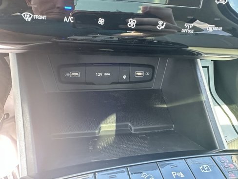Used 2024 Hyundai Tucson Limited image 31