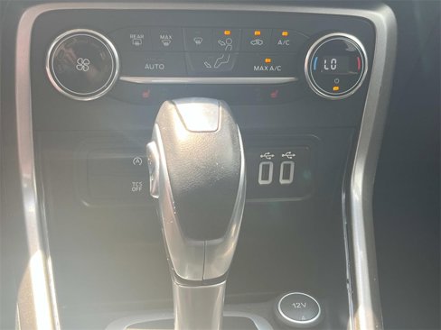 Used 2021 Ford EcoSport SE w/ SE Convenience Package image 23