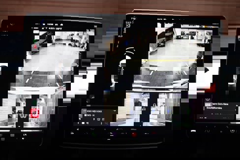 Used 2022 Tesla Model 3 Standard Range image 12