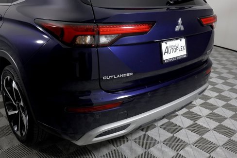 Used 2022 Mitsubishi Outlander SEL image 48