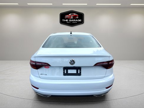 Used 2019 Volkswagen Jetta R-Line image 4