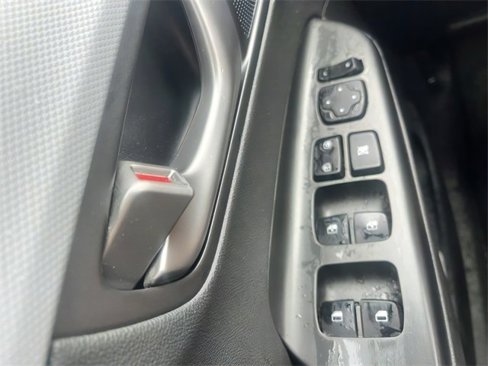 Used 2020 Hyundai Kona Limited image 24